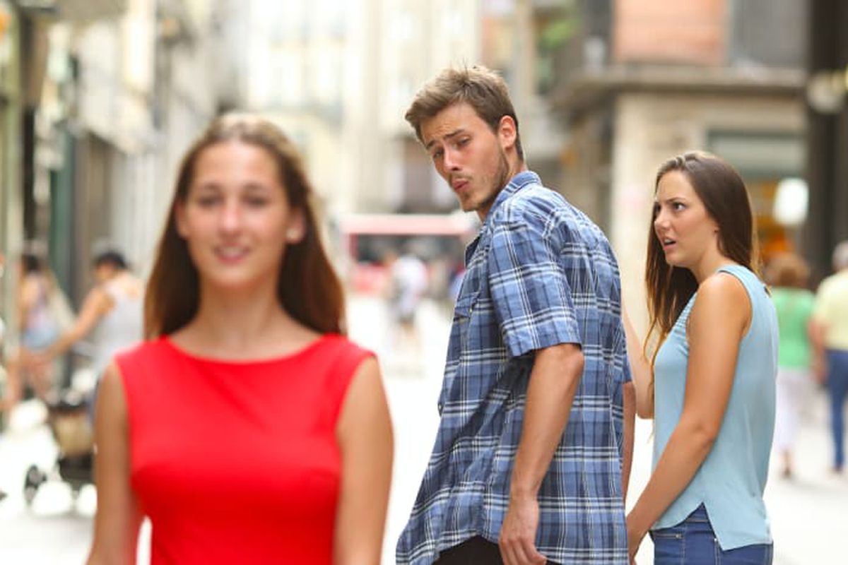 Distracted Boyfriend meme about Valabasas